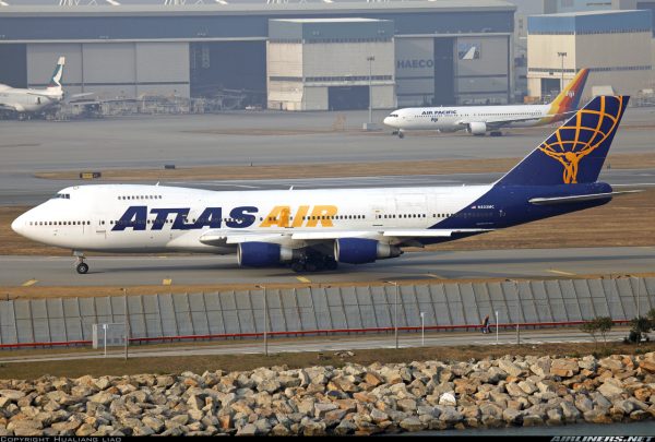 boeing747-atlas-air-pilot-shop-mexico-8